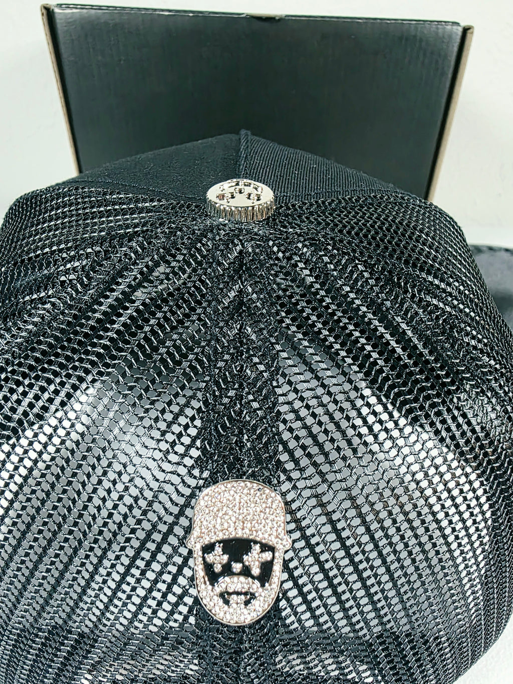 Barbas hats X rico o Mu3rto |RICH LIFE BLACK| Full set [hat ,box , dust cover, card and keychain] Box Premium Limited Edition