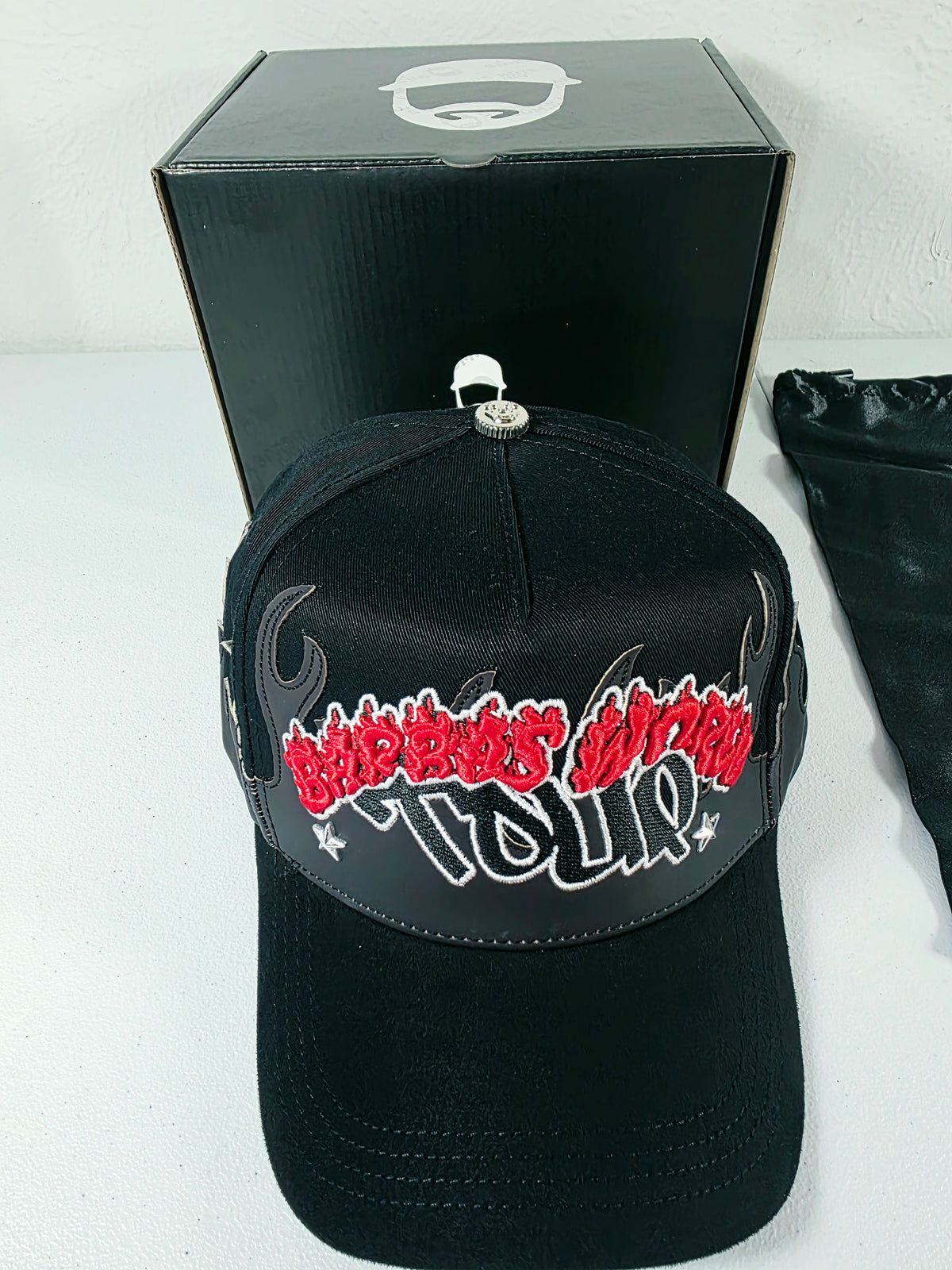Barbas hats X rico o Mu3rto |World tour| Full set [hat ,box , dust cover, card and keychain] Box Premium Limited Edition