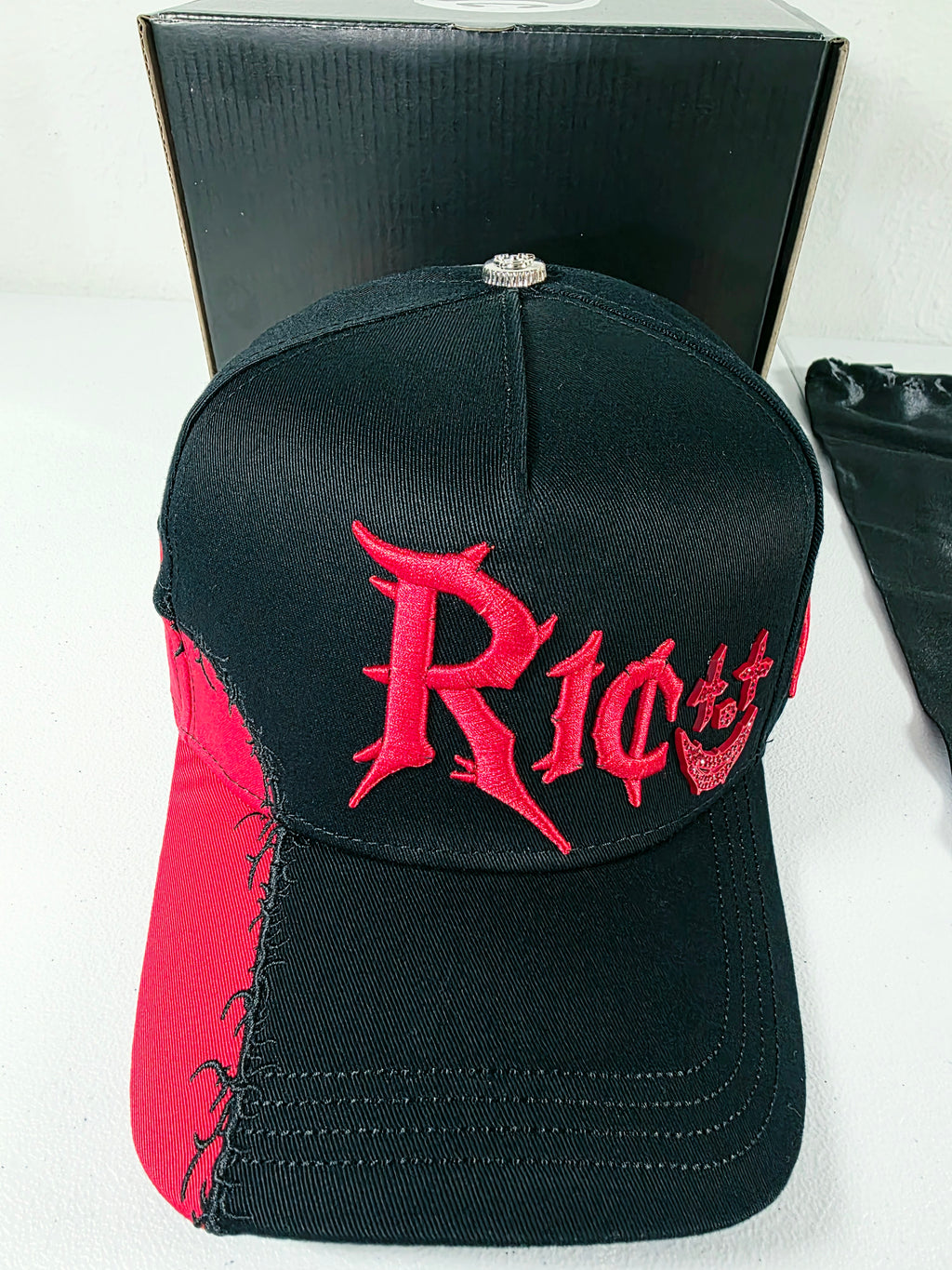 Barbas hats X rico o Mu3rto |Bloodline| Full set [hat ,box , dust cover, card and keychain] Box Premium Limited Edition