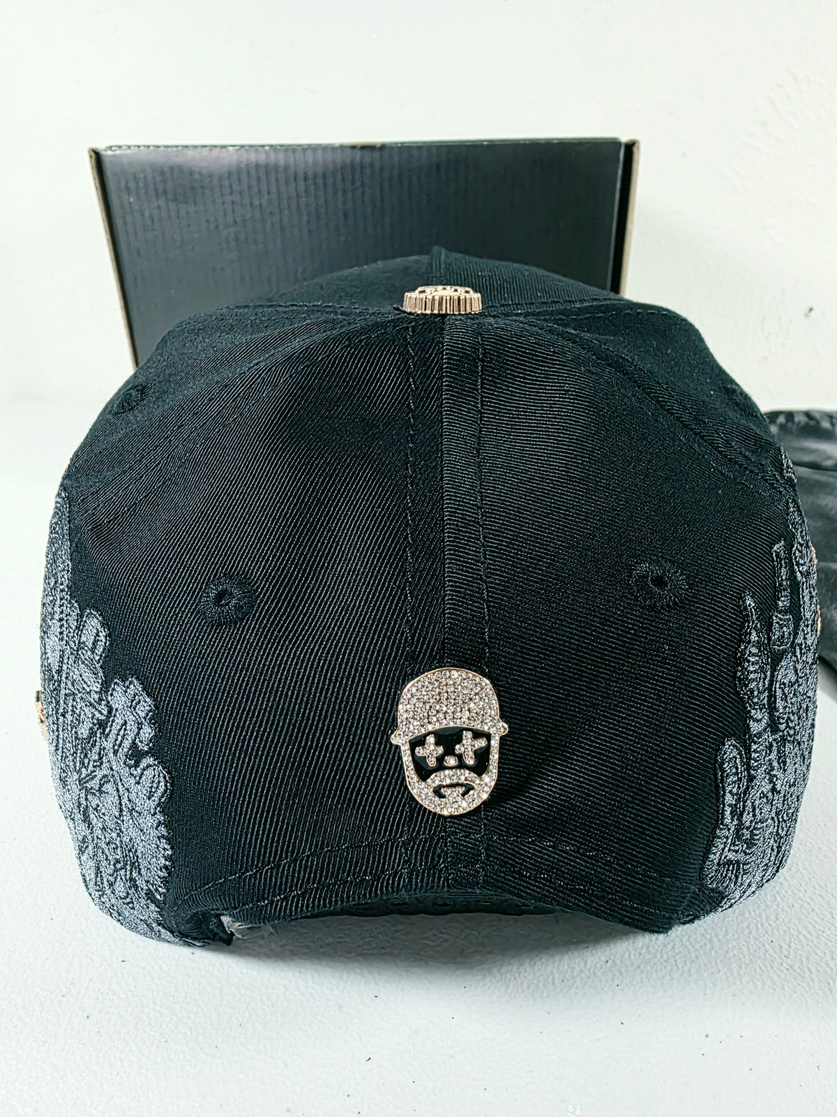 Barbas hats X rico o Mu3rto |Rich or Dead | Full set [hat ,box , dust cover, card and keychain] Box Premium Limited Edition