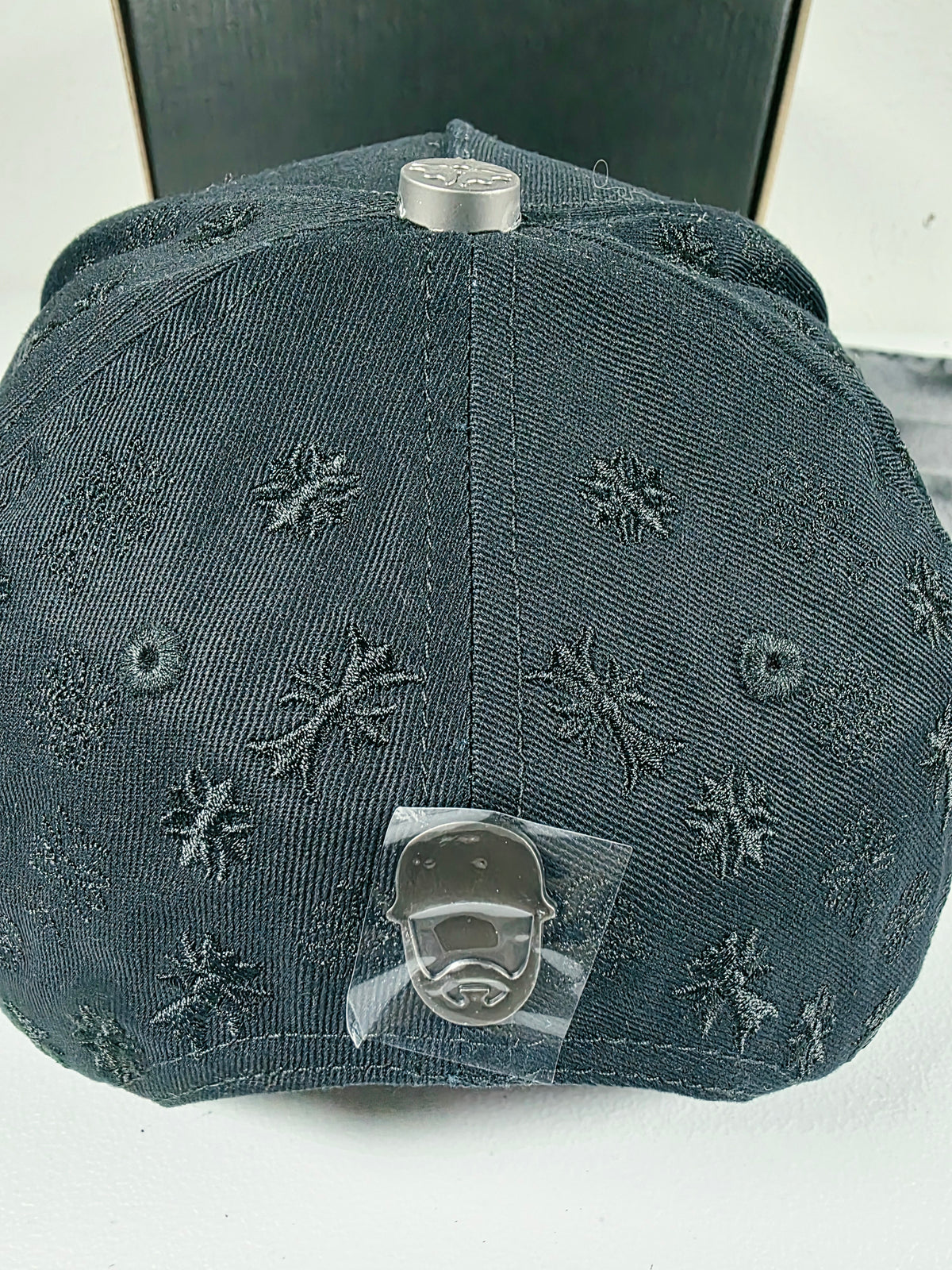 Barbas Hats X Rich The Kid |Chrome Blackout| Full set [Hat,box , dust cover., card and keychain].